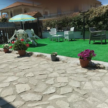 Oasi Hause Villa Кастел Волтурно Екстериор снимка