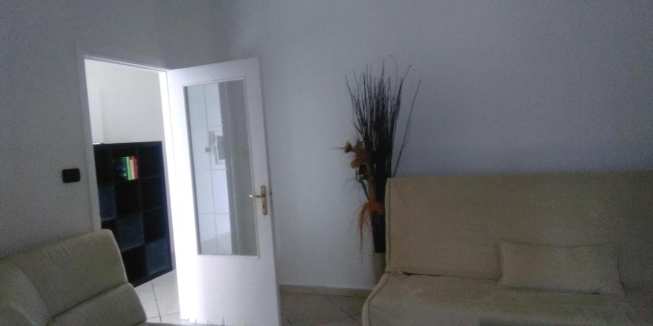 Oasi Hause Villa Кастел Волтурно Екстериор снимка