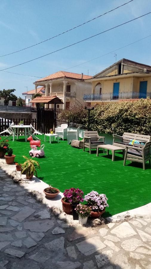 Oasi Hause Villa Кастел Волтурно Екстериор снимка
